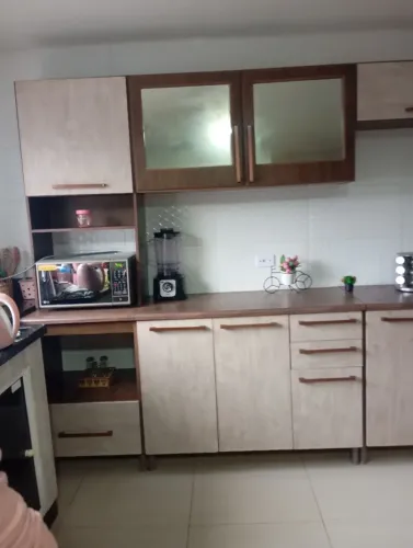 Vendo jogo de cozinha em ótimo estado