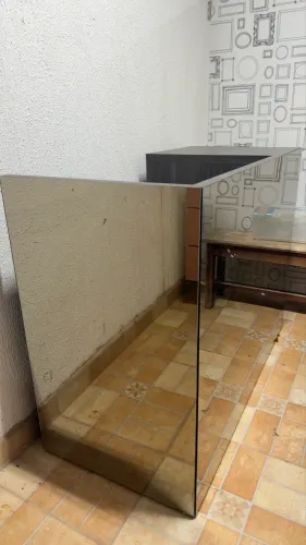 Balcão Espelhado
