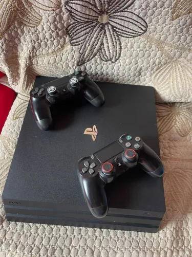 PS4 PRO