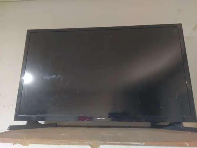 VENDO TV SAMSUNG SMART 32