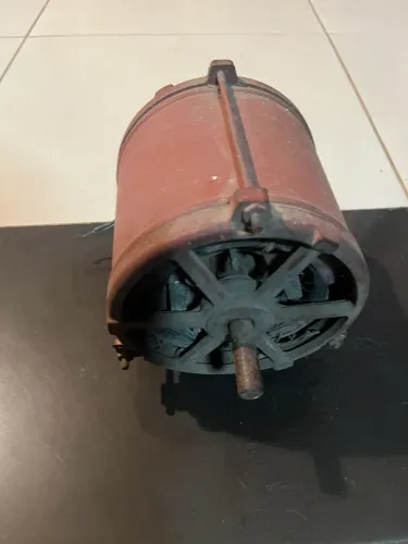 Motor para churrasqueira