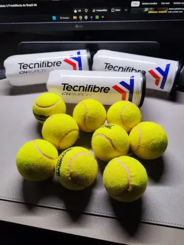 Bola de Tênis Tecnifibre Champion One 9 unidades (3 tubos)