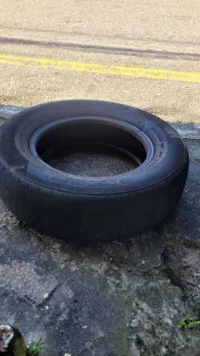 Vendo pneu aro 13 pra step