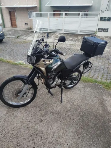 Tenere 250 preparada