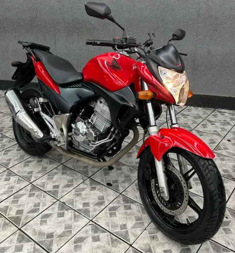 Honda CB 300