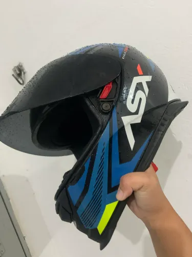 Capacete ASX