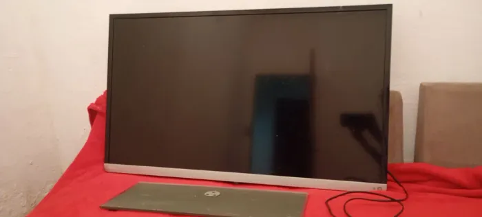 Tv Toshiba 40" Polegadas.