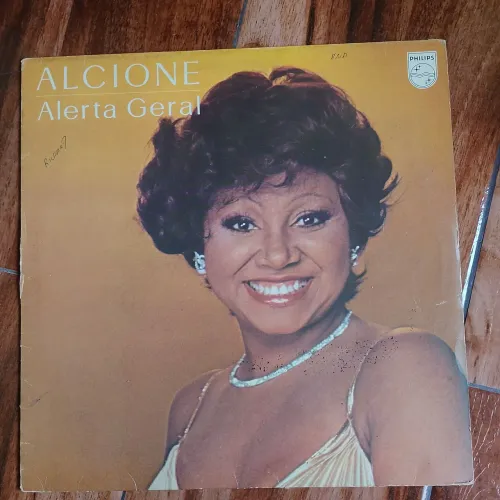 Disco vinil Alcione Alerta geral