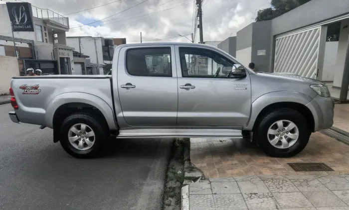 Toyota Hilux CD SRV D4-d 4X4 3.0 TDI Diesel AUT 2015