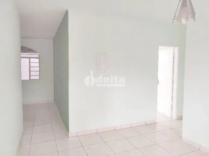 Apartamento disponível para locação e venda no bairro Daniel Fonseca em Uberlândia-MG