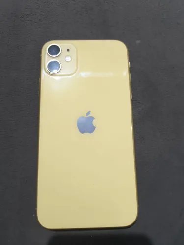 Iphone 11 amarelo