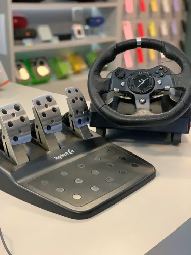 VOLANTE LOGITECH G29