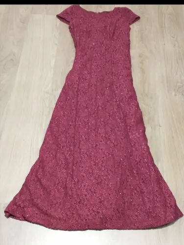 Vestido renda marsala