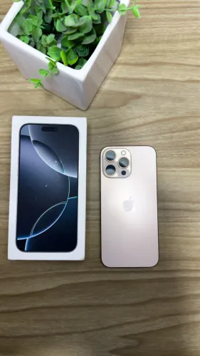 iPhone 16 Pro Max 256GB Desert Titanium + AirPods Pro 