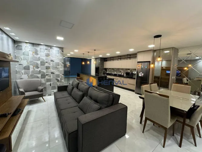 Casa com 4 quartos à venda, 145 m² por R$ 820.000 - Vila Morangueira - Maringá/PR