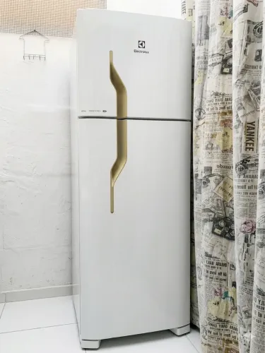GELADEIRA ELECTROLUX FROSTFREE