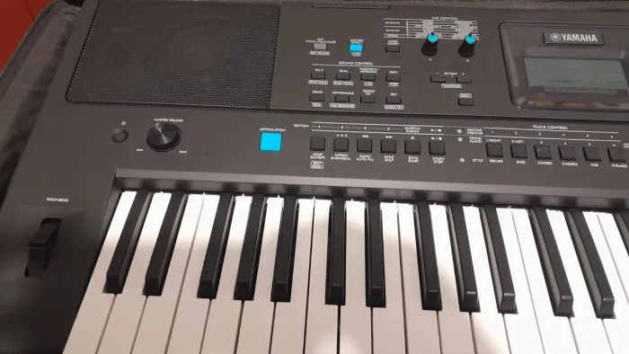 Teclado PSR-E473