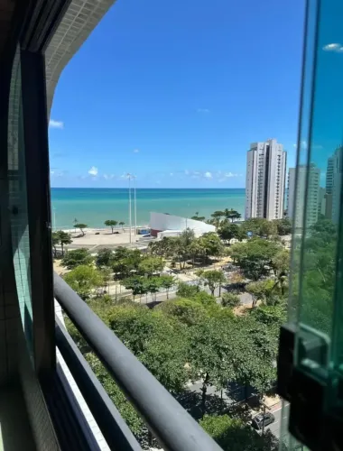 RECIFE FLAT COM VISTA MAR DEFINITIVA  70m², 2 QUARTOS, LIMPEZA INCLUSA E ALTA RENTABILIDAD