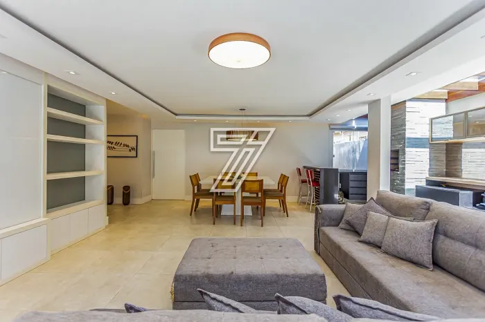 Casa térrea com 4 suítes no Jardim Social