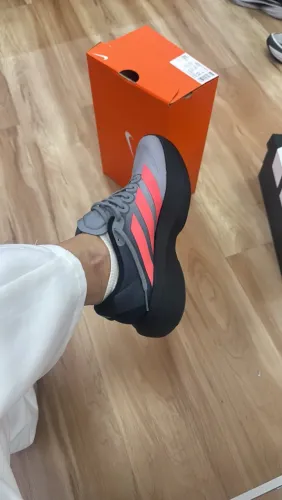 Adidas EVO SL