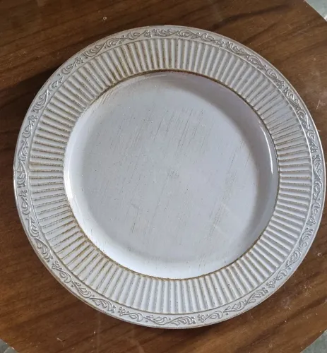 Sousplat cinza novo