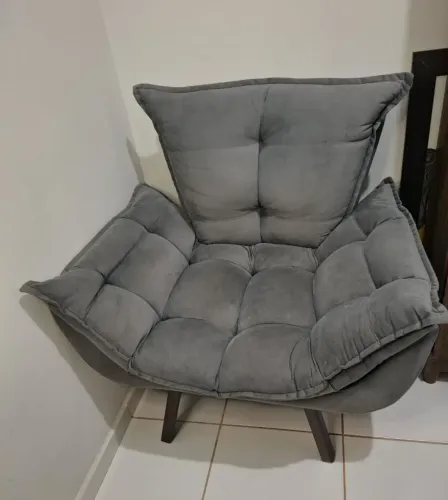 Poltrona cinza
