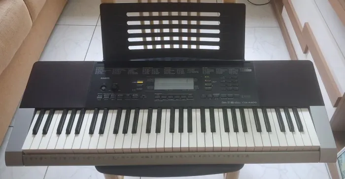 Teclado Casio CTK-4400