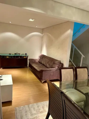 Casa À Venda em condomínio com 3 Quartos(1 suíte) - Jardim Shangai - Jundiaí - SP