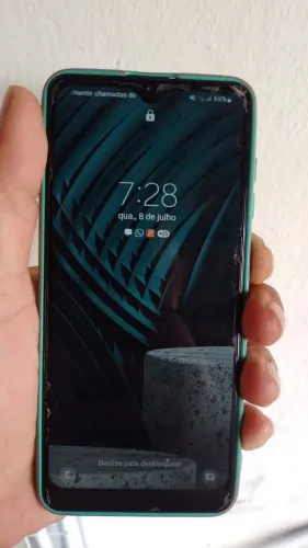 CELULAR A31 128 GB APENAS COM UM DETALHE NA TRASEIRA,E NADA DE TRINCO