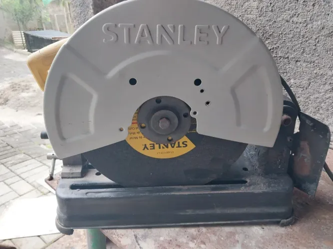 Policorte Stanley