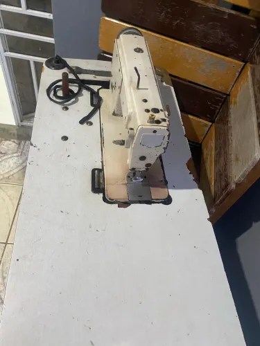Vende se maquina de costura industrial