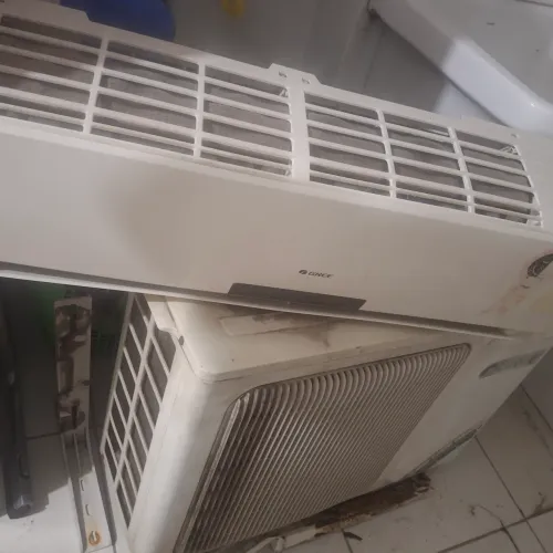 Ar condicionado 9 mil bt para retirar em jardim camburi urgente aceito cartão