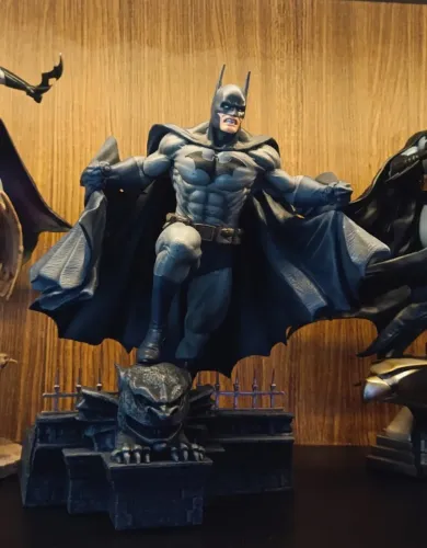 Batman Comics - Diamond Toys ( ñ Iron studios ñ sideshow)