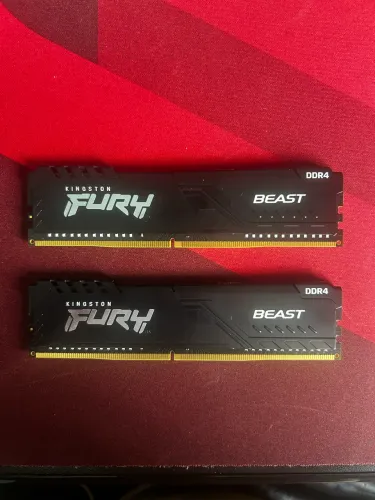 Memória RAM DDR4 Kingston Fury 16GB (2x8GB)