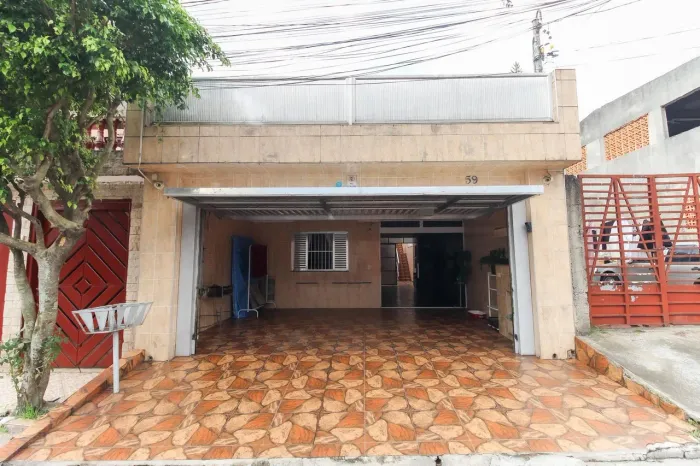 CASA À VENDA EM GUAIANASES - 137 m² | 2 DORMITÓRIOS | R$ 450 MIL