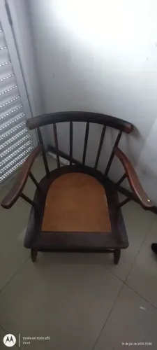 Cadeira de Madeira