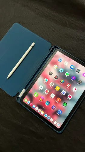 Vendo Ipad 10 com Apple Pencil