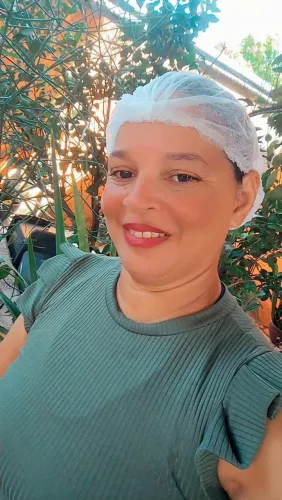 Sou diarista estou disponível segunda feira quarta feira sexta feira