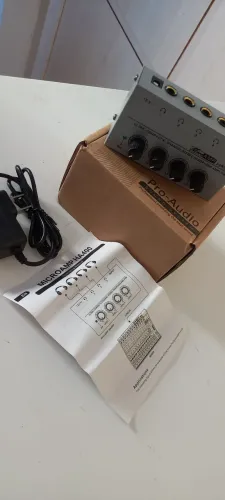 Amplificador para Fone ( até 4 fones simultaneamente)