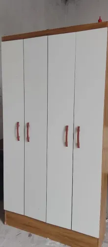 Vendo guarda roupa solteiro ou multe uso no valor de 500 reais com entrega