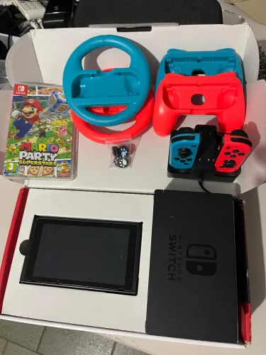Nintendo Switch V1 32GB Completo + Jogo Mario Party Superstars + Acessórios Extras