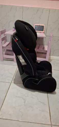 Cadeirinha infantil para carro