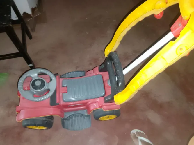 Carro para bebê de 4 meses a quatro anos
