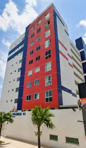 Apartamento com 2 quartos e suíte a 90m da praia de Intermares. Rooftop com piscina e exce