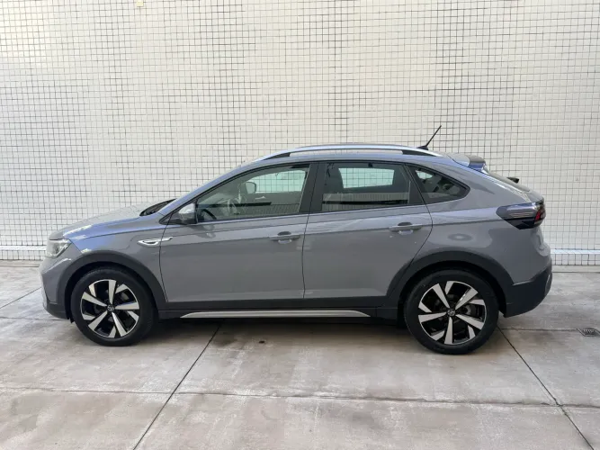 Volkswagen Nivus Highline 1.0 200 TSI Flex AUT 2023