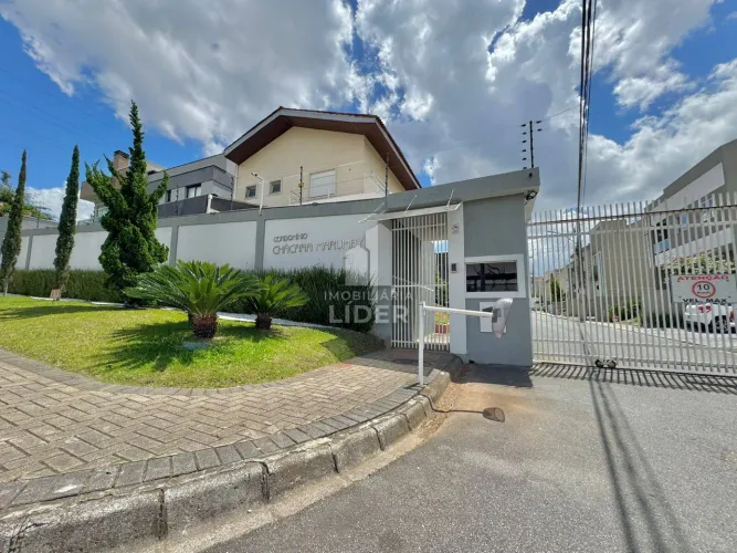 Terreno à venda em um dos melhores condomínios da região!