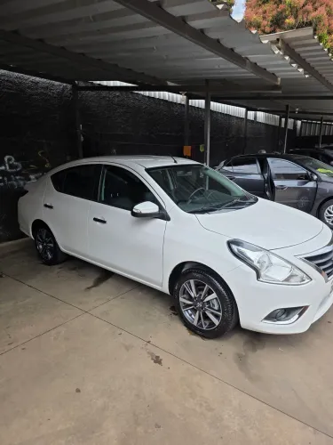 Nissan Versa SL 1.6 16V Flexstart 4P Aut. 2020