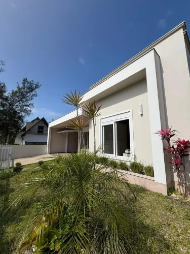 CASA ALTO PADRÃO NO CONDOMÍNIO LAGOA CORTADA