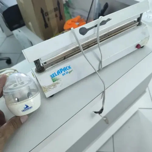Seladora Selapak SM 25 + Mini Incubadora Cristofoli 4