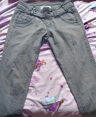 Calça jeans cintura baixa